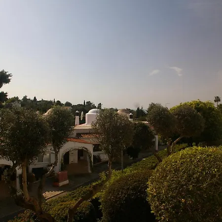 Hotel Ocean View End Town House 2 Bed Shared Pool