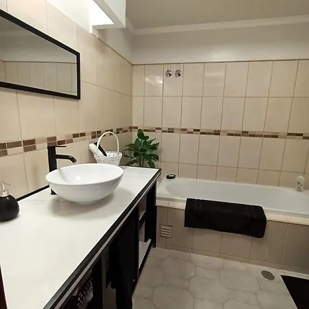 Ocean View End Town House 2 Bed Shared Pool Carvoeiro (Lagoa)